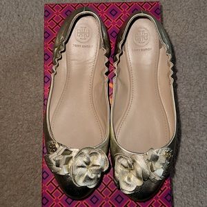 Tory Burch Gold Blossom Ballet flat